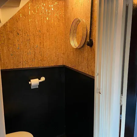 Huize Surmount Holiday home